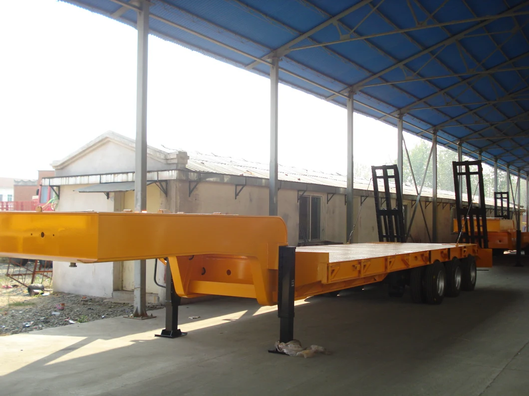 Hot Selling 3 Axles Lowbed Semi Trailer Manufactured by Sinotruk